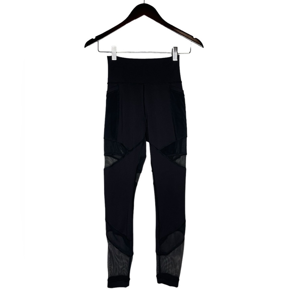 Lululemon High Waisted Mesh Tights/ Leggings Size 4